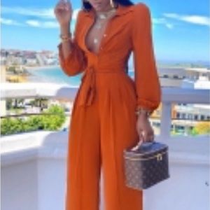 Super Cute Orange Jumpsuit!!! 🥰